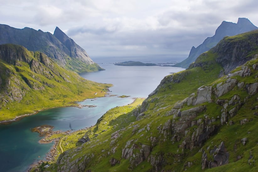 Bilde fra Bunesfjorden i Lofoten.
